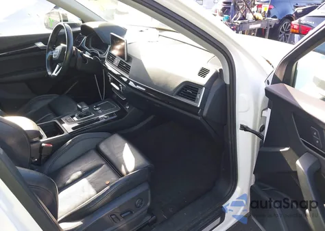 2018 Audi Q5 2.0T Premium/2.0T Tech Premium z USA, uszkodzony, nr VIN WA1BNAFY1J2234631